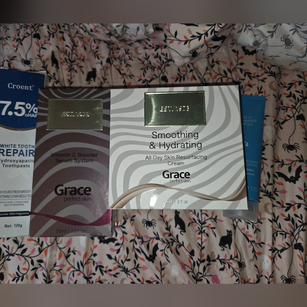 Grace Smoothing & Hydrating Skincare Set